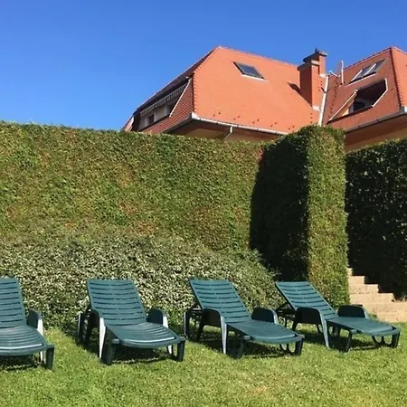 Im Obergeschoss Mit Suedlage Und Balkon Hévíz